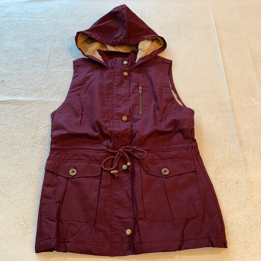Hoodies vest with inner faux fur